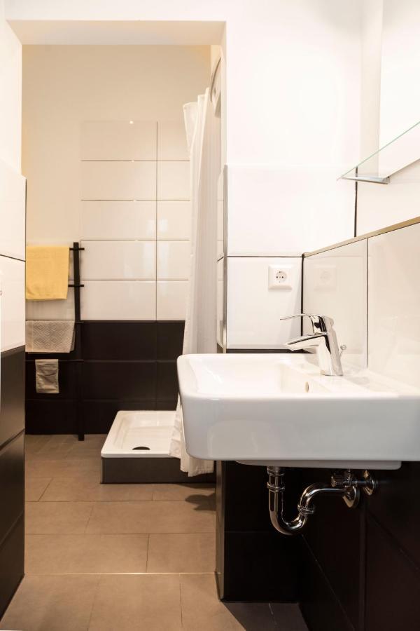 Amazing Apartment 1Br For 7 @Mauerpark Pberg Berlin Exterior photo